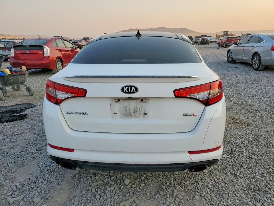 Photo 6 from auction – 2013 KIA OPTIMA with VIN 5XXGR4A66DG206586