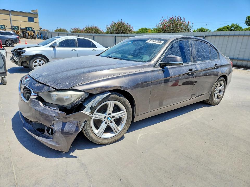 BMW 328 2013 with VIN WBA3B3C58DF537652 - Photo from auction