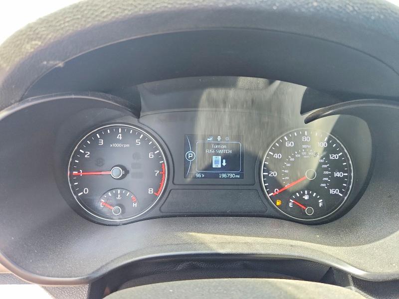 Photo 9 from auction – 2016 KIA OPTIMA with VIN 5XXGT4L38GG089117