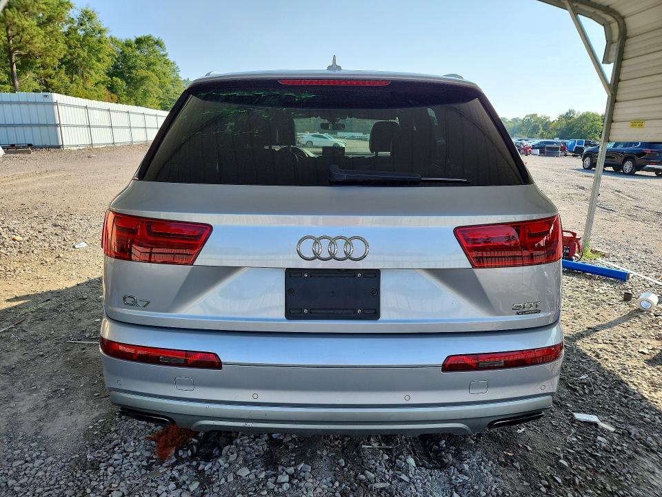 Photo 6 from auction – 2017 AUDI Q7 with VIN WA1VAAF75HD013564