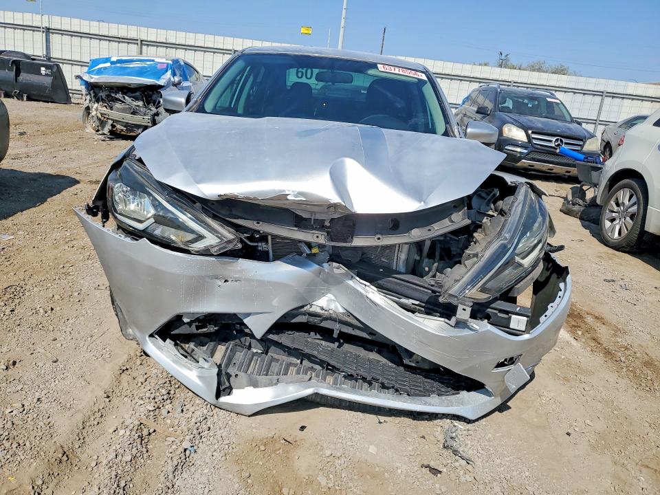 Zdjęcie 5 z aukcji – 2016 NISSAN SENTRA z VIN 3N1AB7AP3GL677580