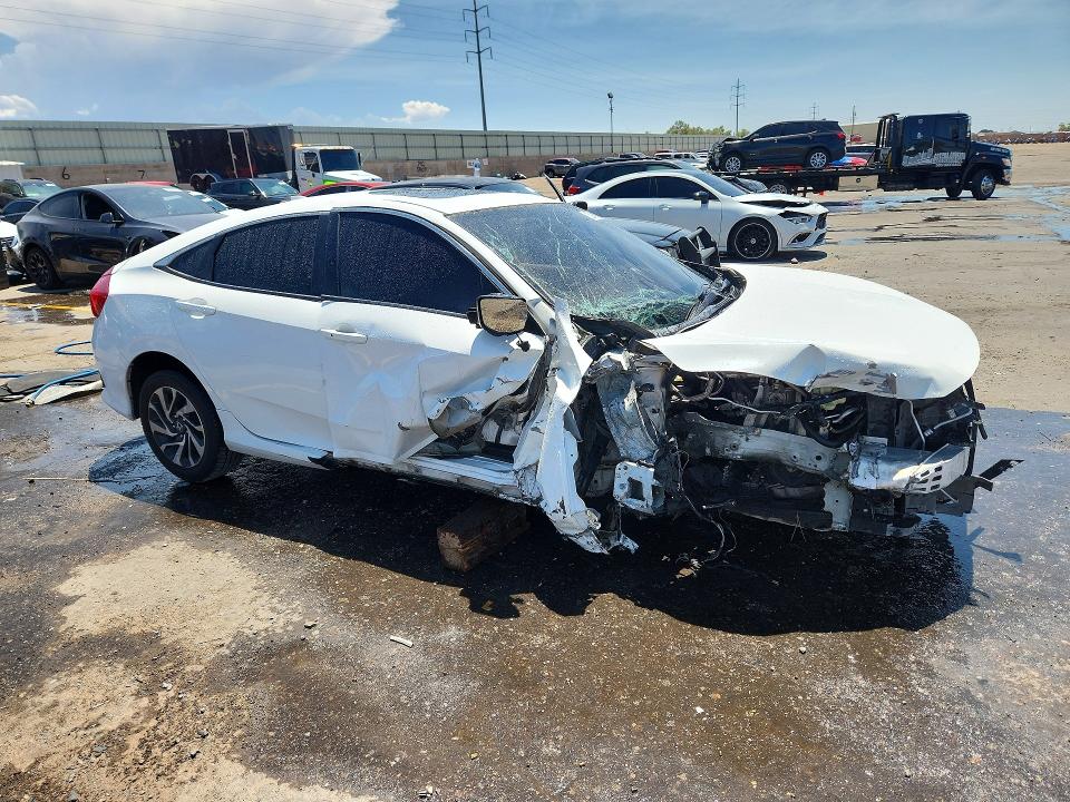 Photo 4 from auction – 2017 HONDA CIVIC with VIN 19XFC2F79HE061318