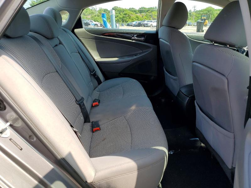 Photo 10 from auction – 2012 HYUNDAI SONATA with VIN 5NPEB4AC3CH382628