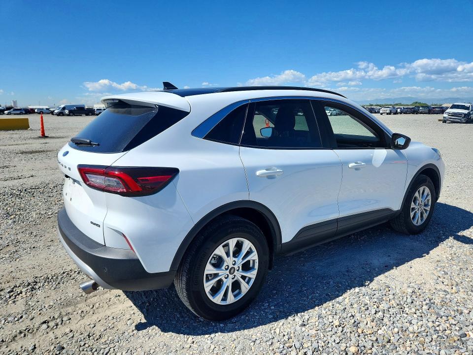 Photo 3 from auction – 2024 FORD ESCAPE with VIN 1FMCU9GN9RUB02857