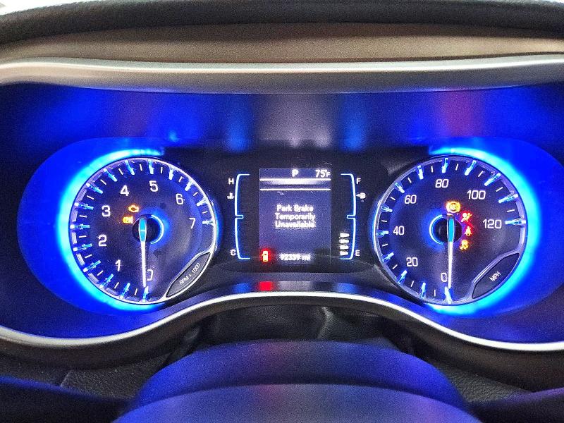 Photo 9 from auction – 2017 CHRYSLER PACIFICA with VIN 2C4RC1BG0HR747436