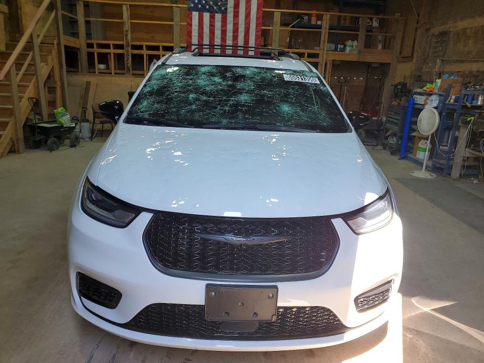 Photo 5 from auction – 2025 CHRYSLER PACIFICA with VIN 2C4RC1GG0SR514687