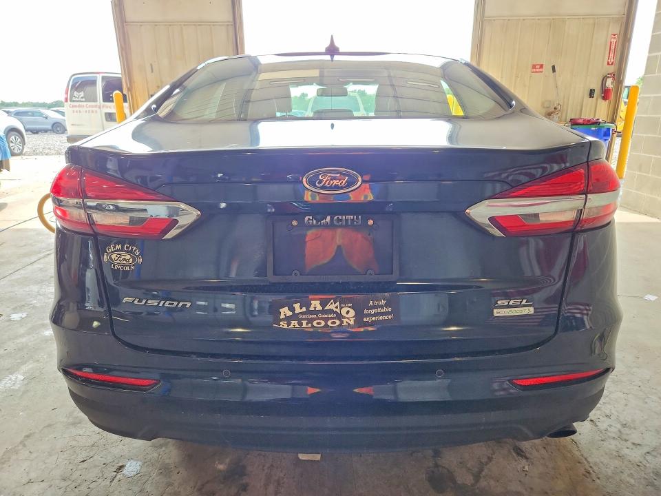 Photo 6 from auction – 2020 FORD FUSION with VIN 3FA6P0CD9LR188810