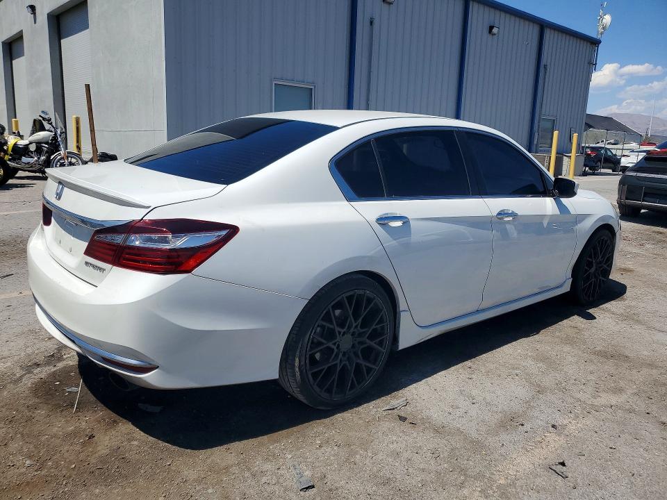 Photo 3 from auction – 2016 HONDA ACCORD with VIN 1HGCR2F5XGA101991