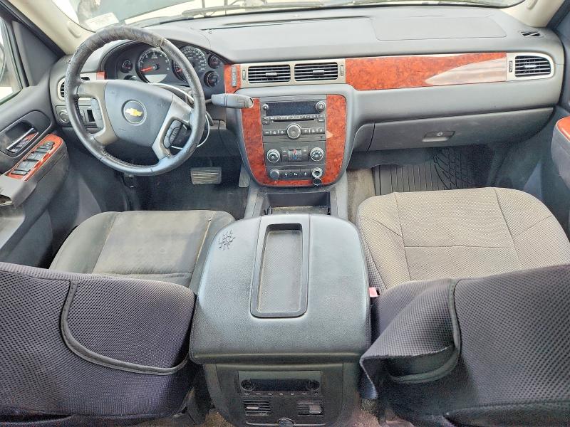 Photo 8 from auction – 2013 CHEVROLET AVALANCHE with VIN 3GNMCEE0XDG219393