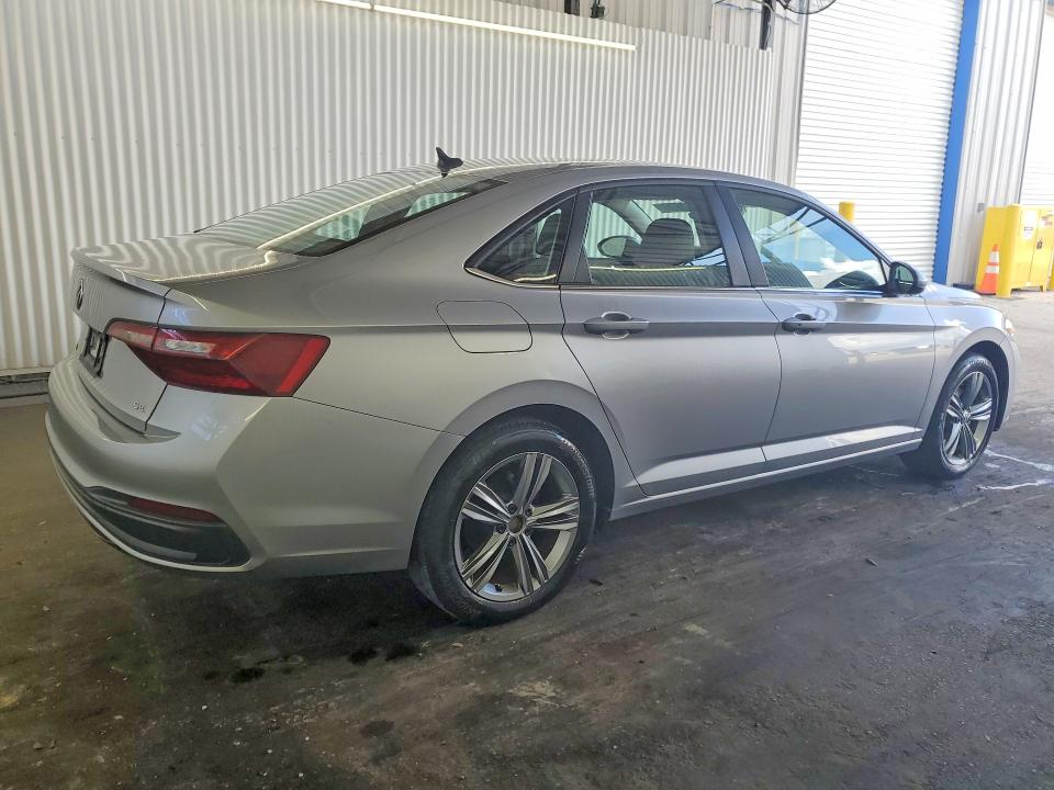 Photo 3 from auction – 2024 VOLKSWAGEN JETTA with VIN 3VWEM7BU8RM040126
