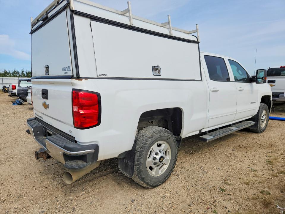 Photo 3 from auction – 2018 CHEVROLET SILVERADO with VIN 1GC1KVEY3JF227921