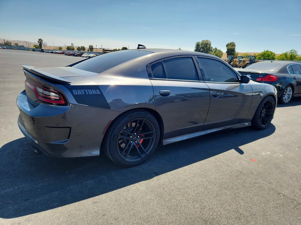 Снимка 3 от търг – 2019 DODGE CHARGER с VIN 2C3CDXGJ5KH530847