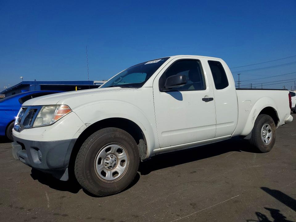 2017 NISSAN FRONTIER