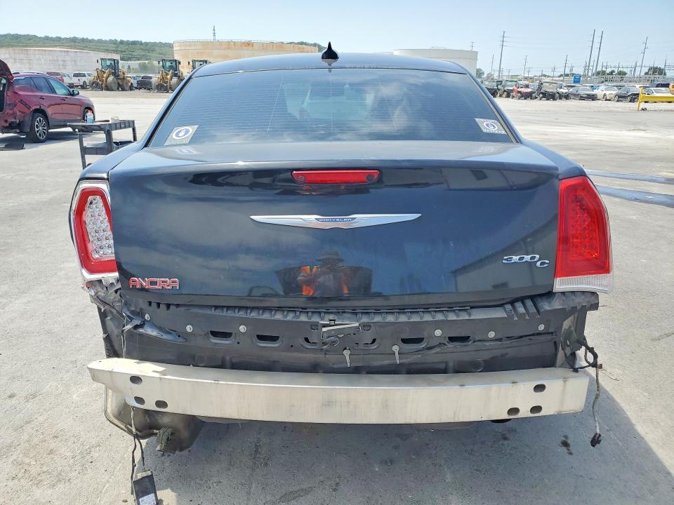 Zdjęcie 6 z aukcji – 2016 CHRYSLER 300C z VIN 2C3CCAET5GH144859