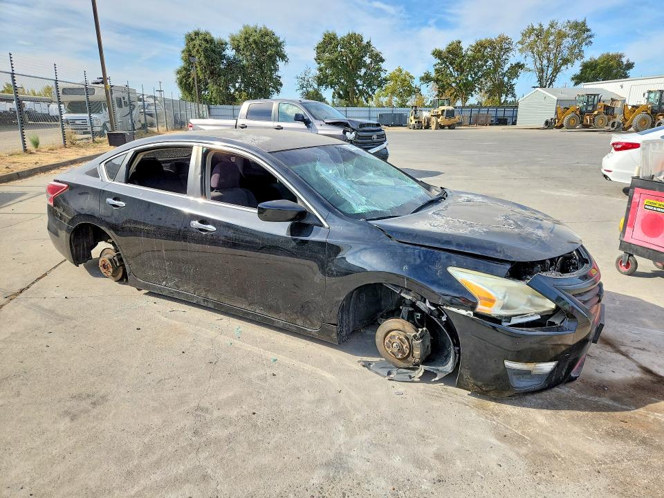 Photo 4 from auction – 2013 NISSAN ALTIMA with VIN 1N4AL3AP5DC266830