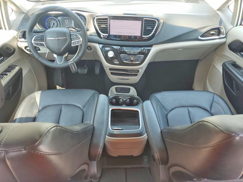 Photo 8 from auction – 2024 CHRYSLER PACIFICA with VIN 2C4RC1BG6RR149482