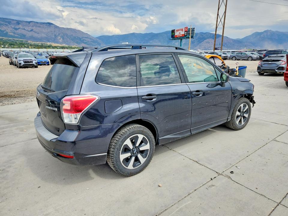 Foto 3 de la subasta – 2018 SUBARU FORESTER con VIN JF2SJARC3JH442476