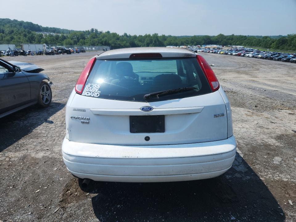Photo 6 from auction – 2006 FORD FOCUS with VIN 1FAHP31N46W255157