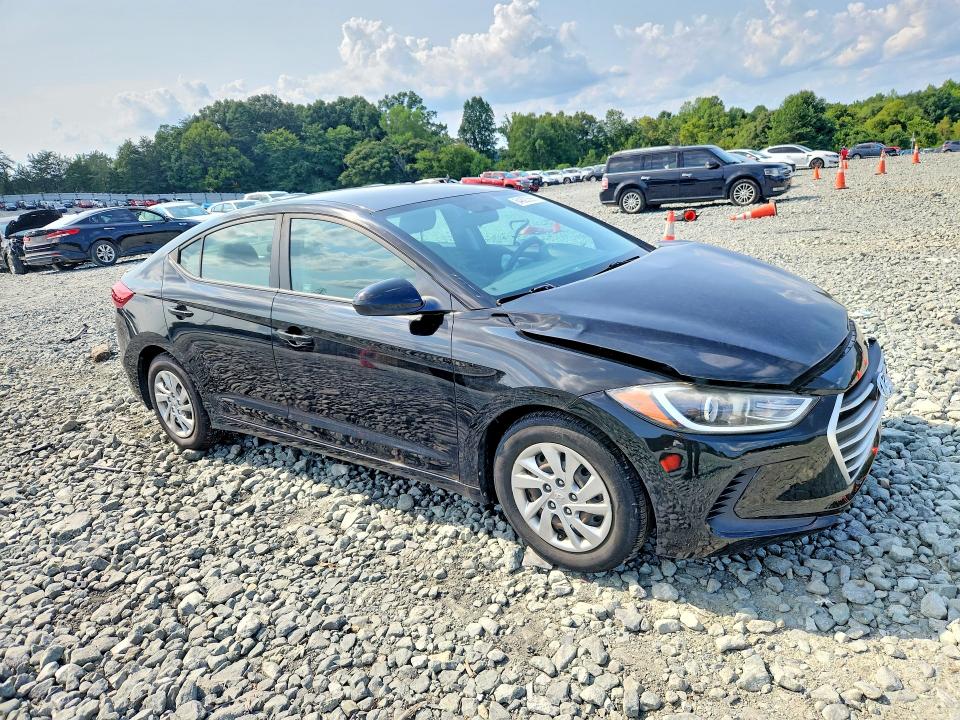 Photo 4 from auction – 2018 HYUNDAI ELANTRA with VIN KMHD74LF4JU489397