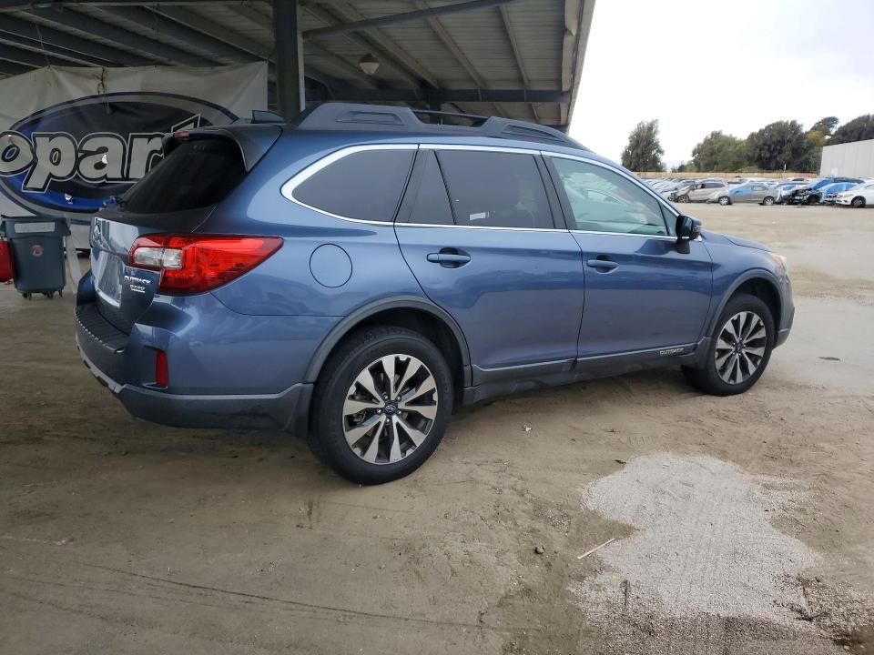 Photo 3 from auction – 2016 SUBARU OUTBACK with VIN 4S4BSAJC4G3302705