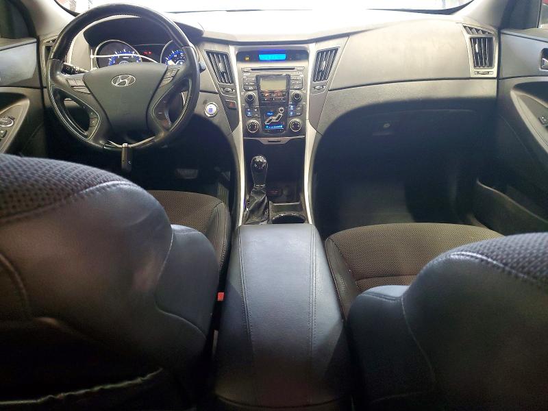 Photo 8 from auction – 2011 HYUNDAI SONATA with VIN 5NPEC4AB6BH230426