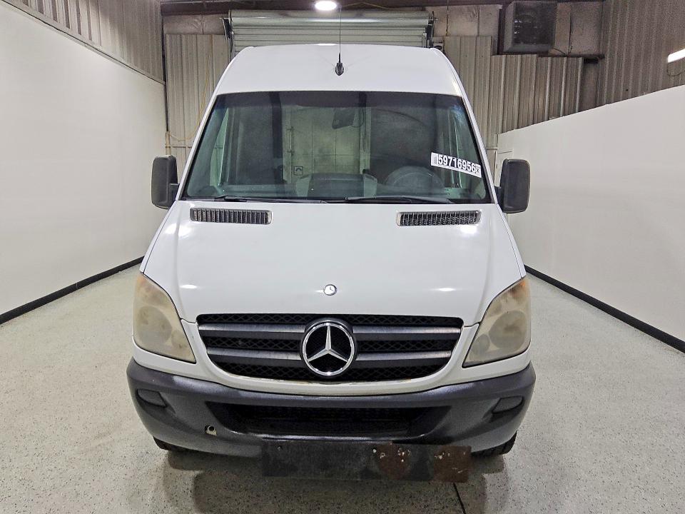 Photo 5 from auction – 2012 MERCEDES-BENZ SPRINTER with VIN WD3PE8CB3C5612268