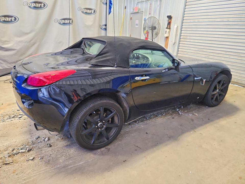 Photo 3 from auction – 2007 PONTIAC SOLSTICE with VIN 1G2MB35B47Y141953