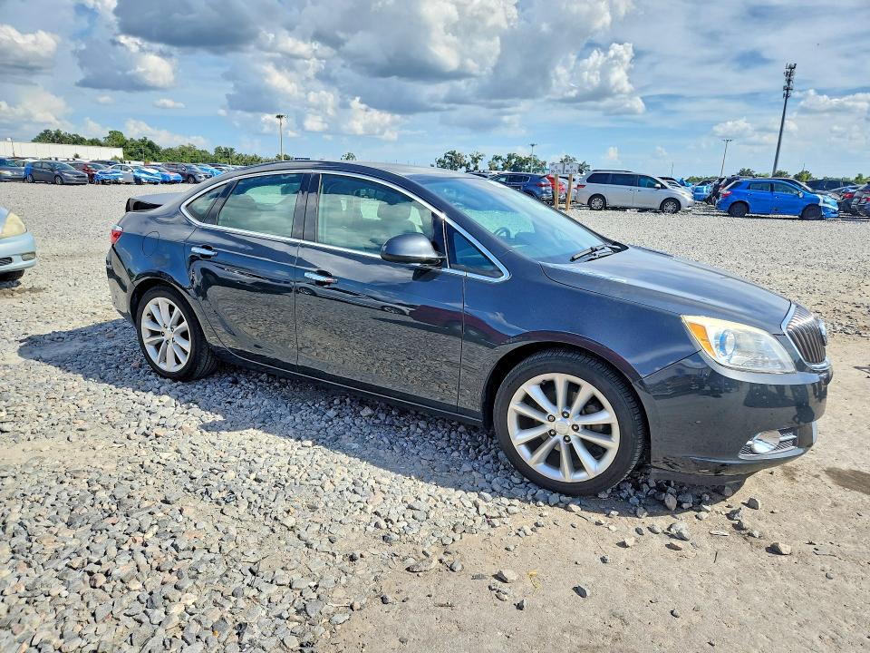 Photo 4 from auction – 2014 BUICK VERANO with VIN 1G4PP5SK7E4167375
