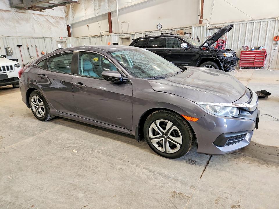 Снимка 4 от търг – 2016 HONDA CIVIC с VIN 19XFC2F56GE022960