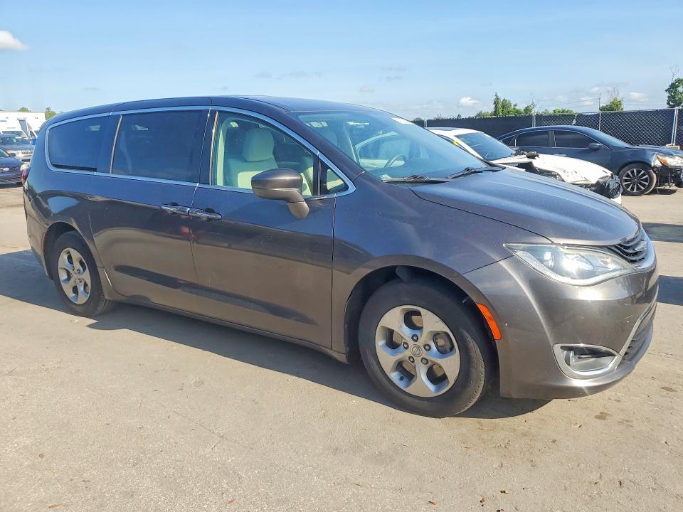 Foto 4 de la subasta – 2018 CHRYSLER PACIFICA con VIN 2C4RC1H77JR163631