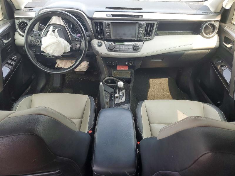 Photo 8 from auction – 2018 TOYOTA RAV4 with VIN JTMDFREV2JJ237271