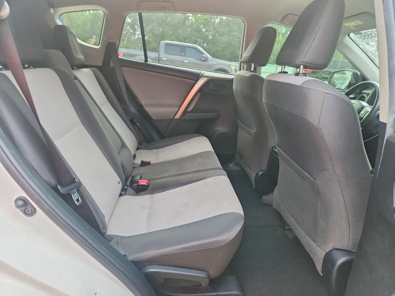 Photo 11 from auction – 2014 TOYOTA RAV4 with VIN JTMZFREV1EJ009130