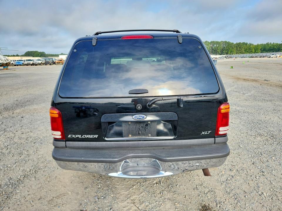 Photo 6 from auction – 2000 FORD EXPLORER with VIN 1FMZU73E2YZA15906