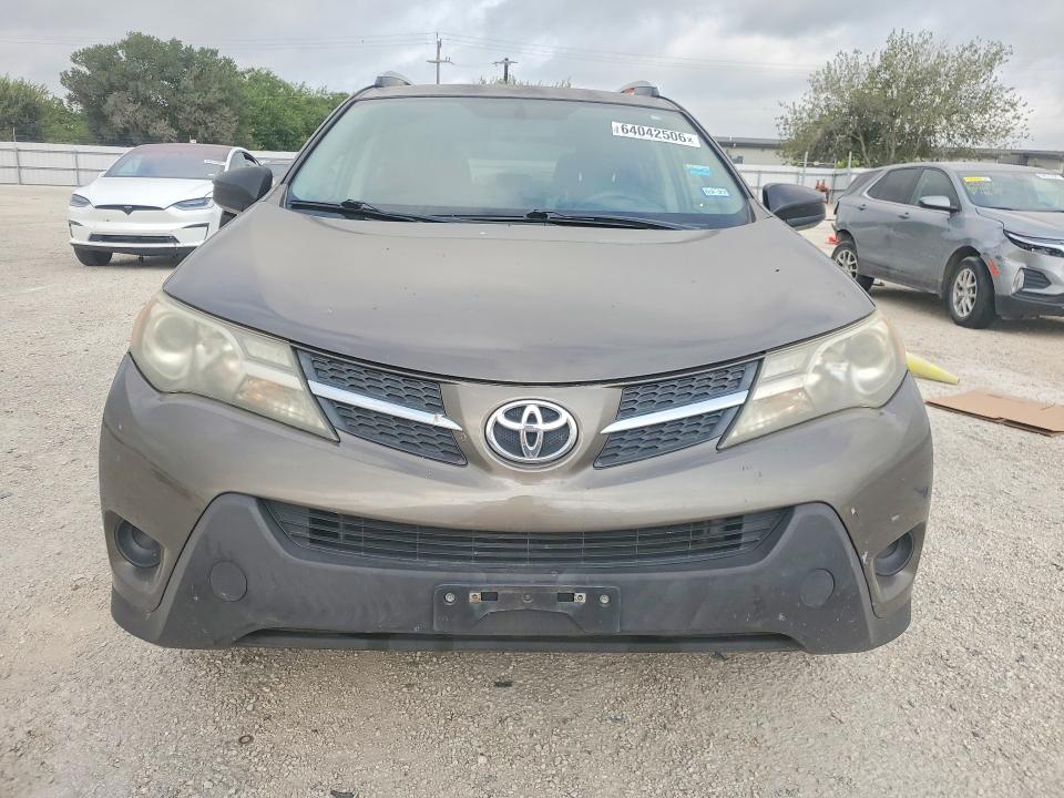 Photo 5 from auction – 2015 TOYOTA RAV4 with VIN JTMZFREV1FD059039