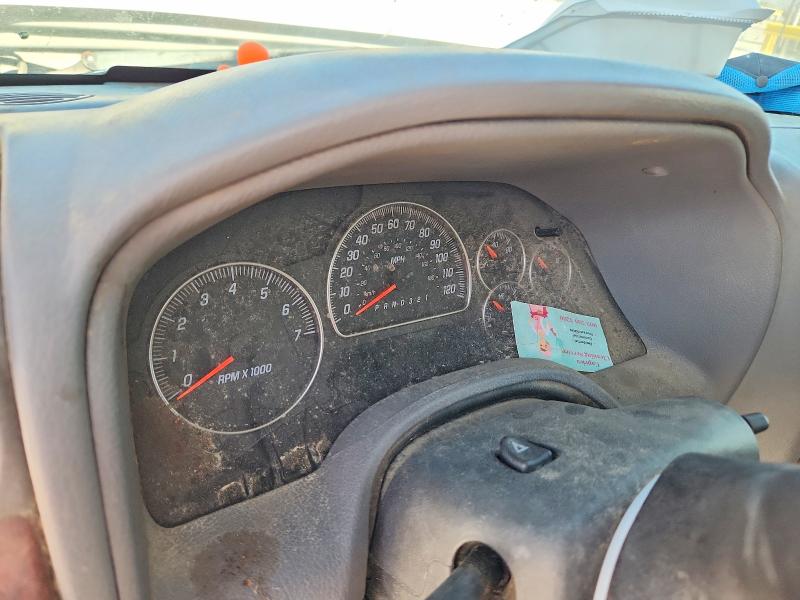 Photo 9 from auction – 2008 GMC ENVOY with VIN 1GKDT13S382101548