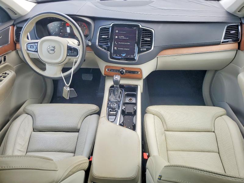 Photo 8 from auction – 2016 VOLVO XC90 with VIN YV4A22PLXG1042381