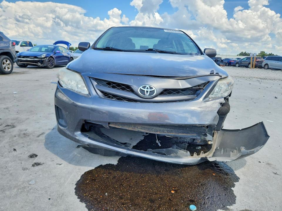 Photo 5 from auction – 2013 TOYOTA COROLLA with VIN 2T1BU4EE6DC998658