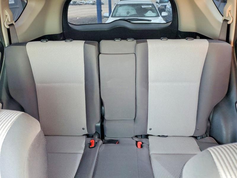 Фото 10 с аукциона – 2015 TOYOTA RAV4 с VIN JTMBFREV4FD137590