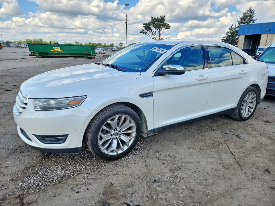 FORD TAURUS 2014 with VIN 1FAHP2F81EG121339 - Photo from auction