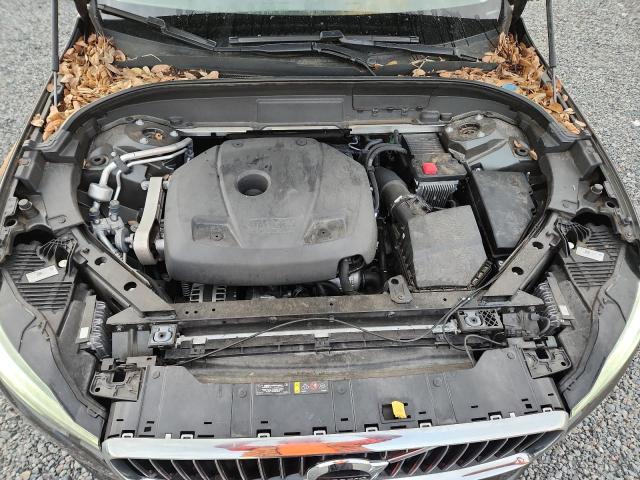 Photo 12 from auction – 2021 VOLVO XC60 with VIN YV4102DL3M1887210