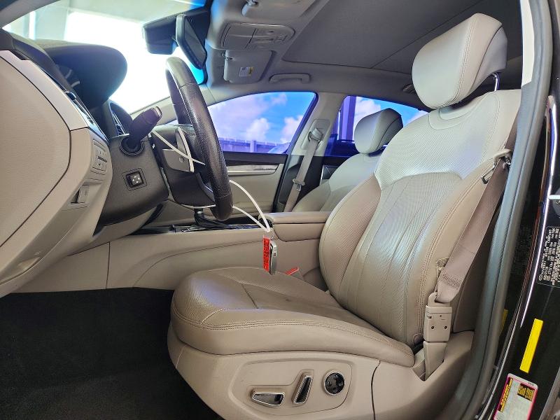 Photo 7 from auction – 2019 GENESIS G80 with VIN KMHGN4JE8KU300197