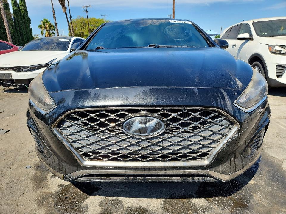 Photo 5 from auction – 2018 HYUNDAI SONATA with VIN 5NPE34AB9JH659672