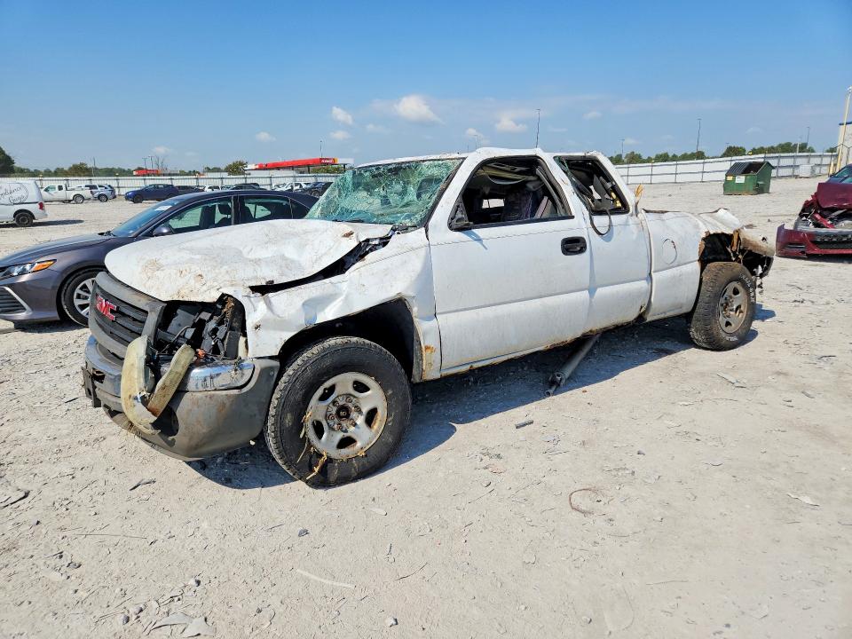 GMC NEW SIERRA 2004 with VIN 1GTEK19VX4E305678 - Photo from auction