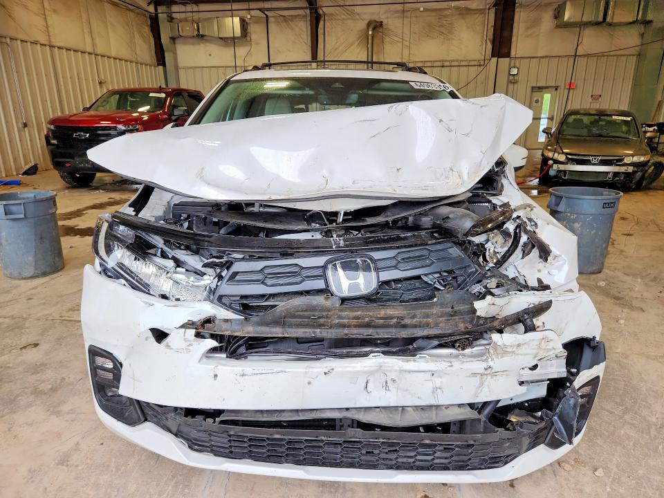 Photo 5 from auction – 2025 HONDA ODYSSEY with VIN 5FNRL6H64SB036093