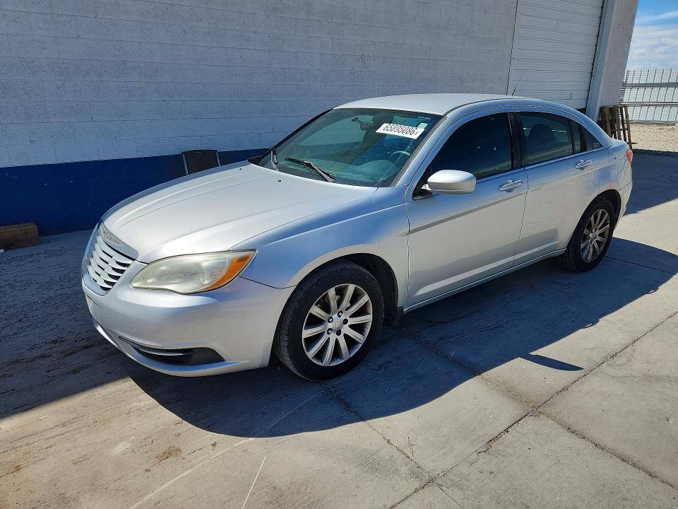 CHRYSLER 200 2011 with VIN 1C3BC1FB7BN531124 - Photo from auction