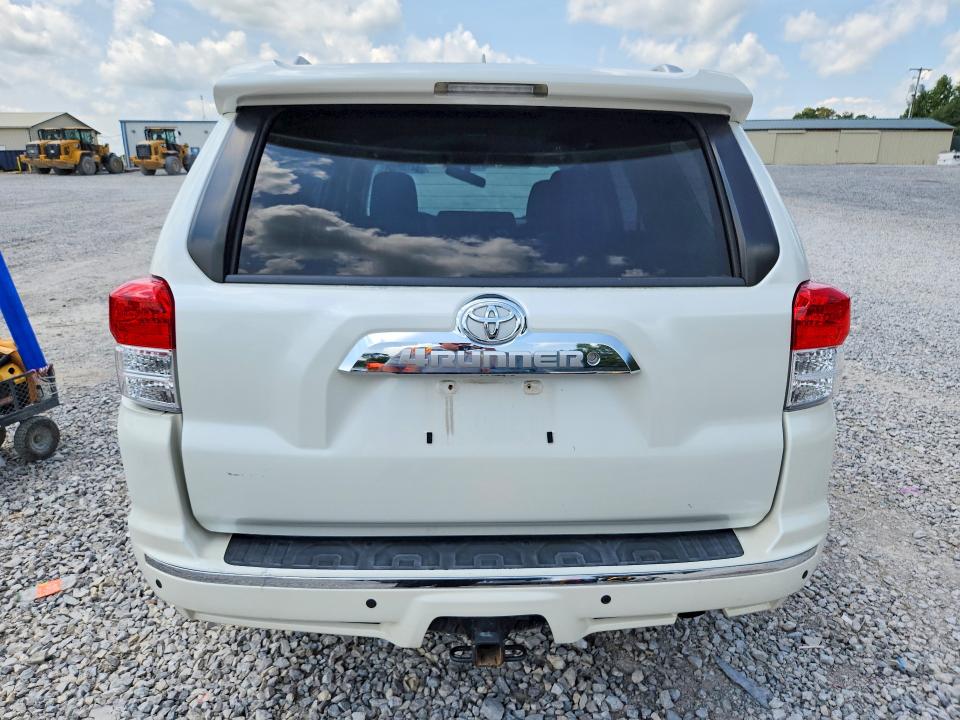Photo 6 from auction – 2013 TOYOTA 4RUNNER with VIN JTEBU5JR8D5116915