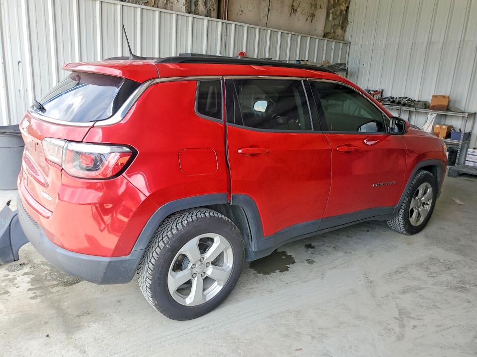 Photo 3 from auction – 2019 JEEP COMPASS with VIN 3C4NJCBB4KT636459