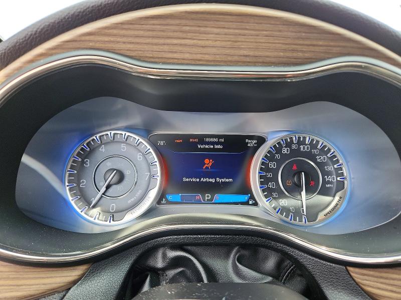 Photo 9 from auction – 2015 CHRYSLER 200 with VIN 1C3CCCCG2FN572850