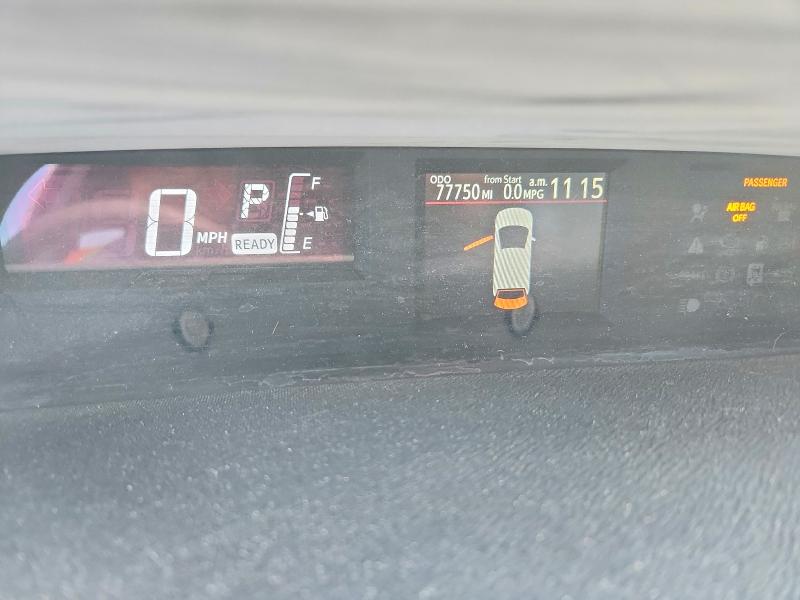 Photo 9 from auction – 2017 TOYOTA PRIUS C with VIN JTDKDTB31H1594660