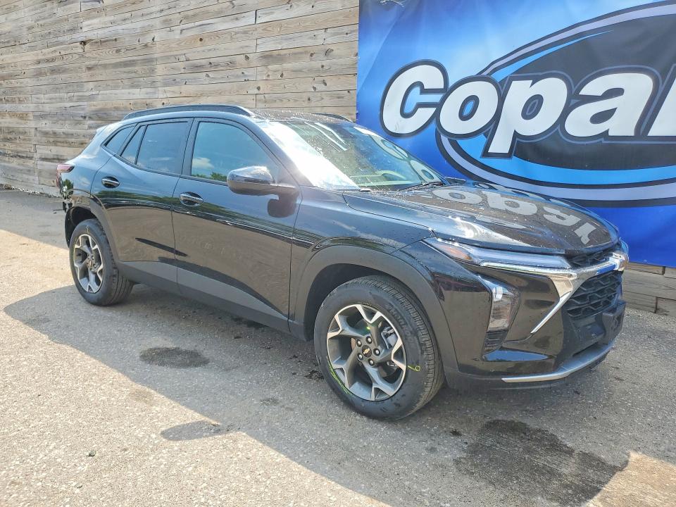 Photo 4 from auction – 2026 CHEVROLET TRAX with VIN KL77LHEP8TC215572